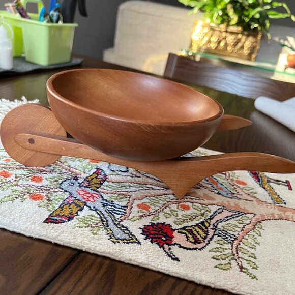 Rare MCM Fine Quality Lacquer Cherry Wood nut bowl wheelbarrow - Picture 1 of 6